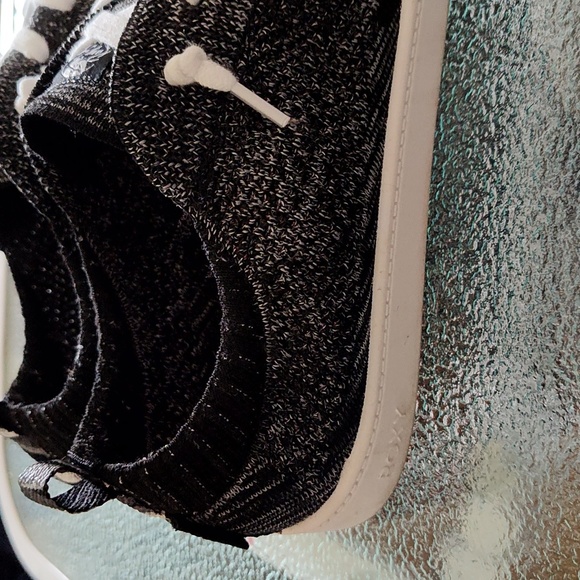 Roxy Women's Sneakers - 9.5 - EUC - Picture 8 of 13